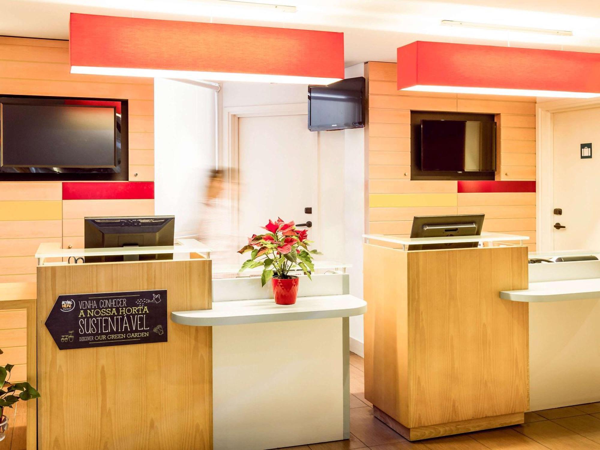 Ibis Centro São Bento Hotel Porto